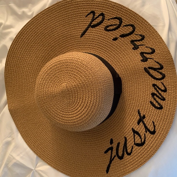 Accessories - Just Married Hat